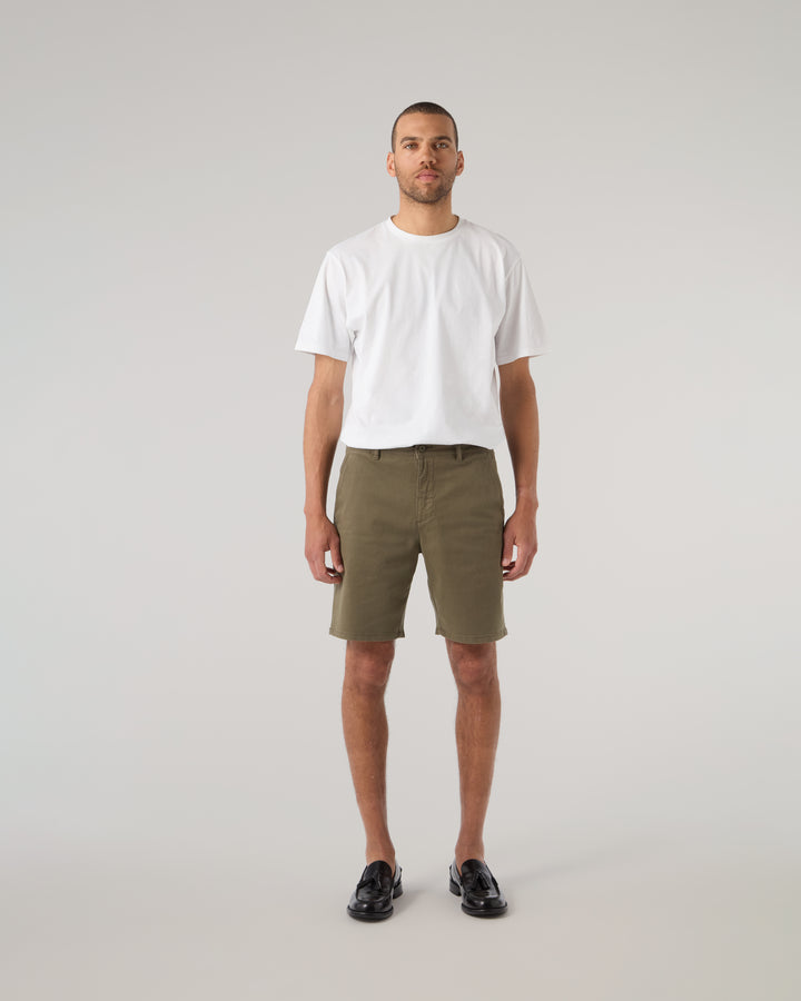 CHINO SHORTS - SURPLUS GREEN